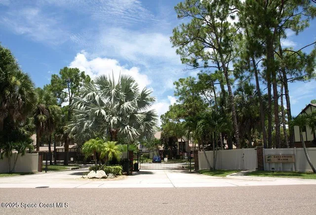 $1,700 | 831 Greenwood Manor Circle, Unit 8D, West Melbourne, FL 32904