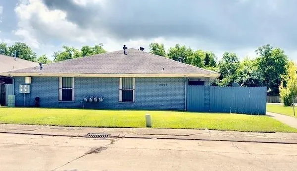 $325,000 | 10920 Roger Drive, New Orleans, LA 70127