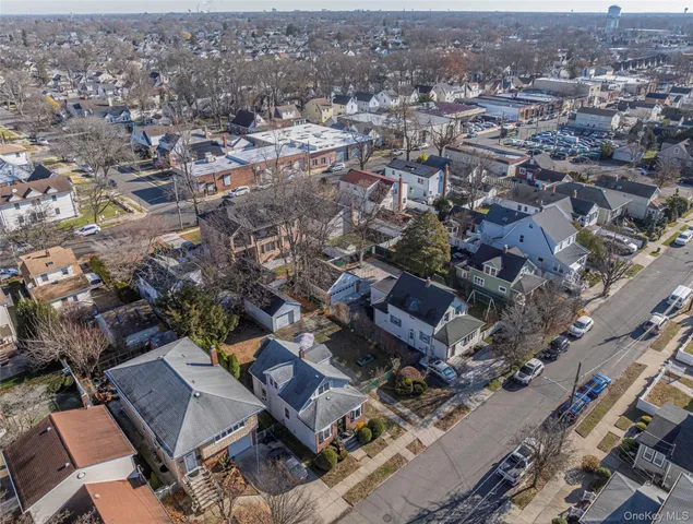 $869,999 | 155 McKee Street, Floral Park, NY 11001