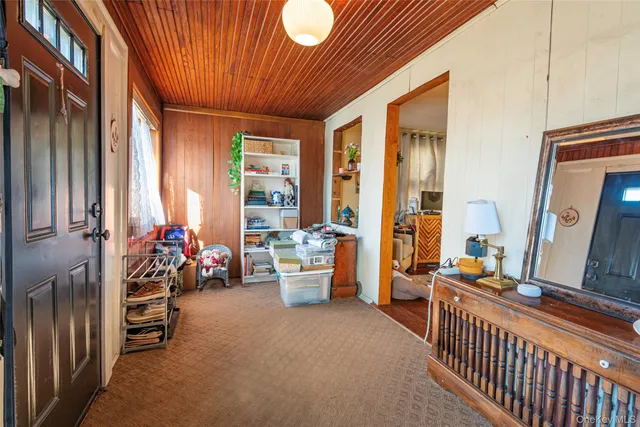 $869,999 | 155 McKee Street, Floral Park, NY 11001