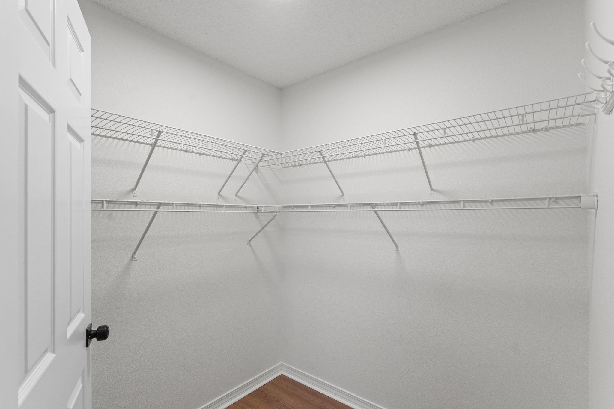17057 Count Court Fairhope, AL 36532 - Photo 27 of 40 Walk In Closets