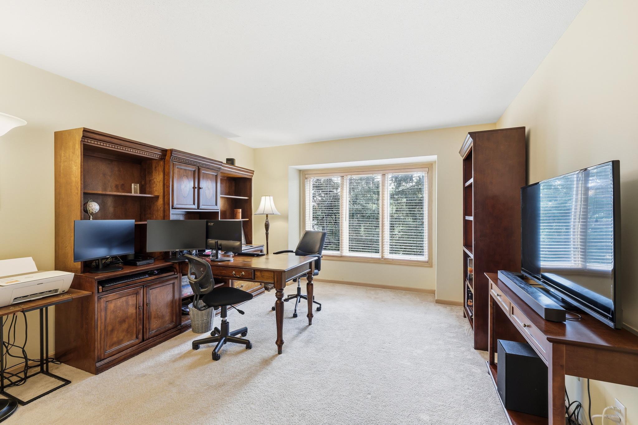 7096 Cahill Road Edina, MN 55439 - Photo 21 of 47 Gallery Image 21