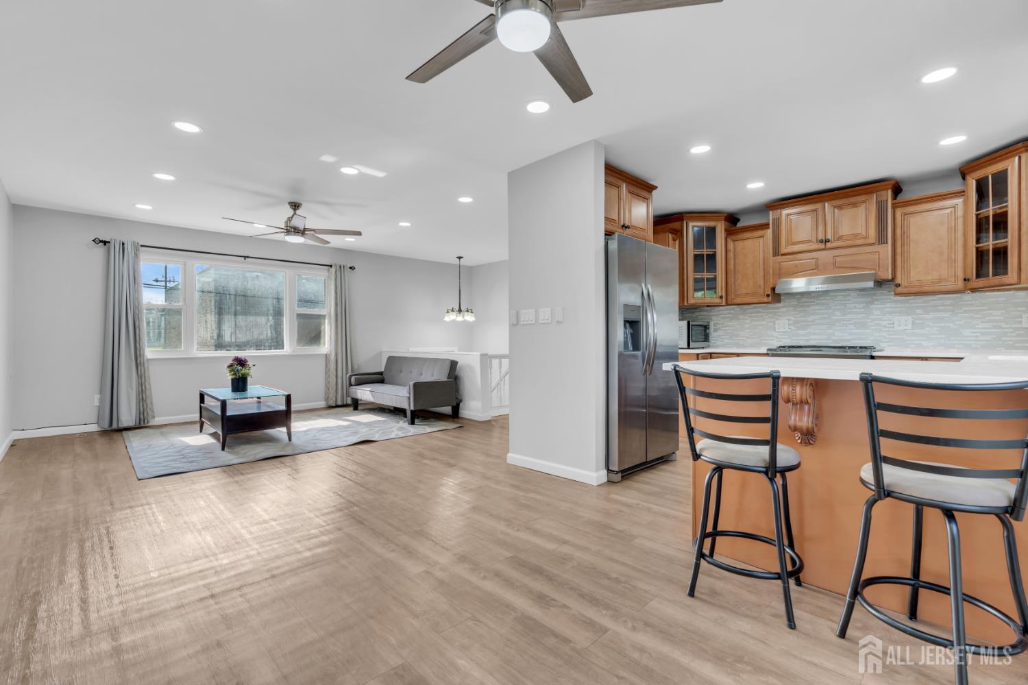 125 Jeff Street Edison, NJ 08837 - Photo 13 of 45