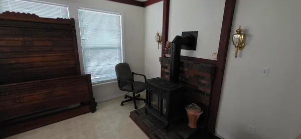 $229,500 | 28 Maine Avenue, Millinocket, ME 04462