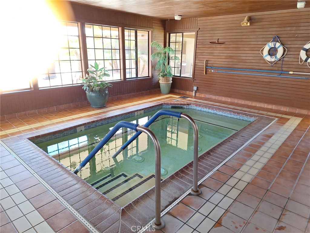 860 Birch Drive San Jacinto, CA 92583 - Photo 15 of 16 a room with two chairs and a table