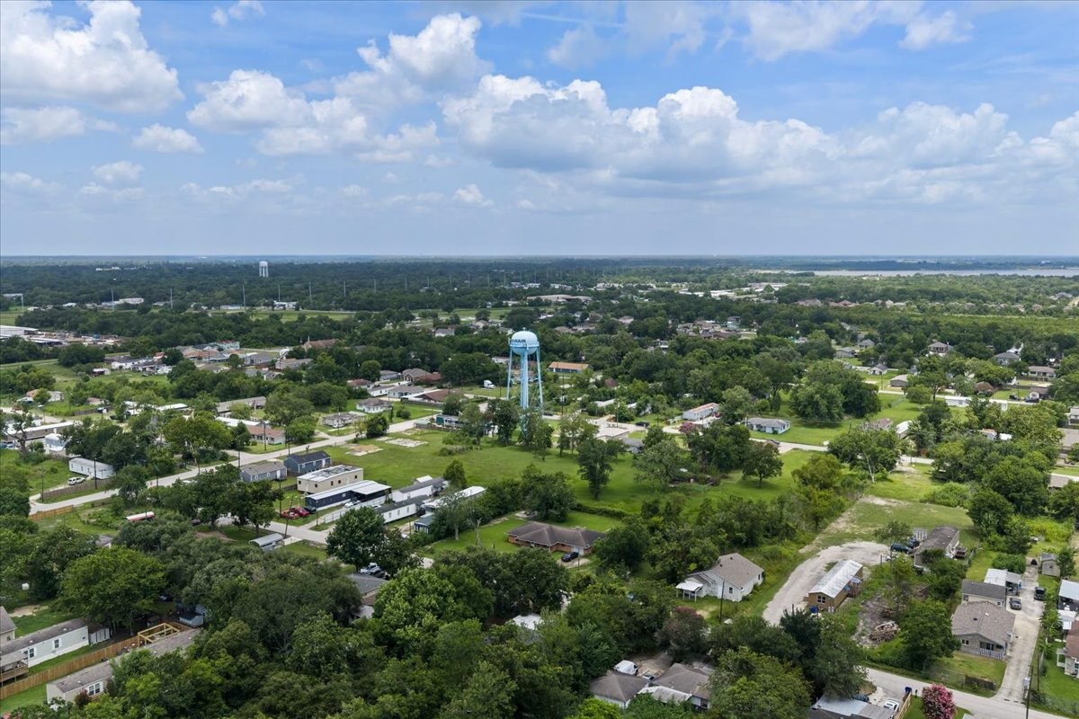 2402 Hodges Street Baytown, TX 77521 - Photo 34 of 37