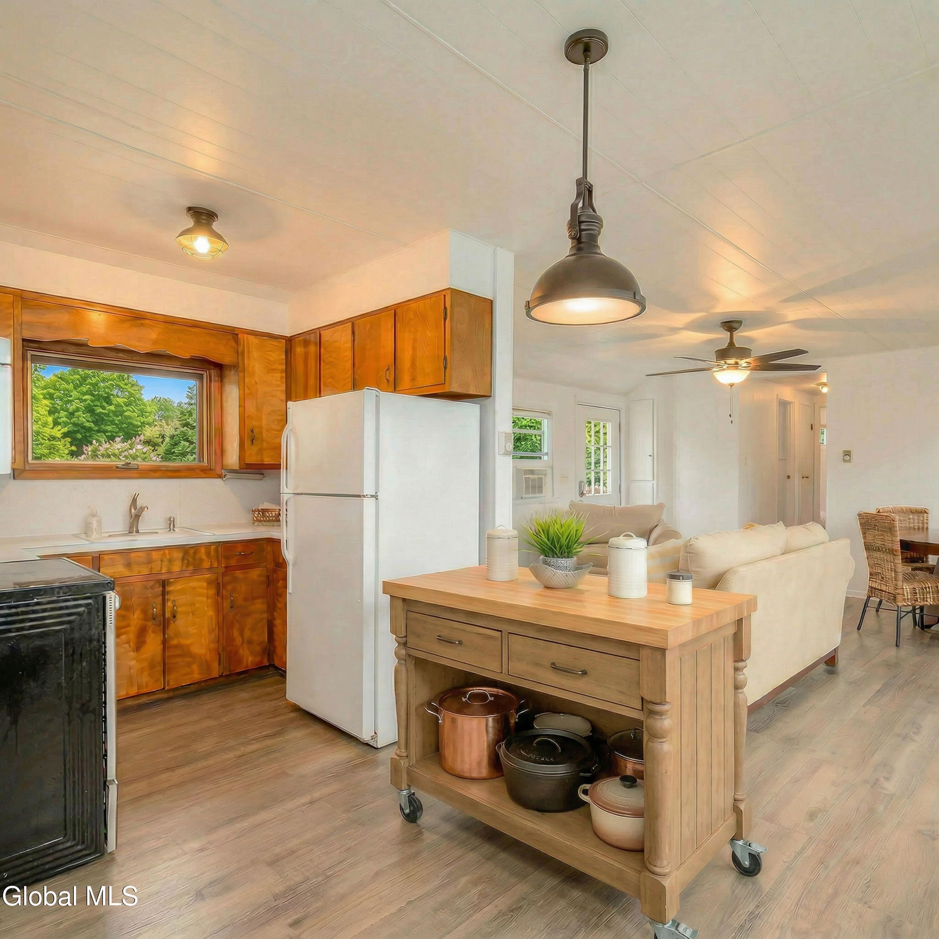 594 South Shore Road Delanson, NY 12053 - Photo 10 of 17 Country Kitchen