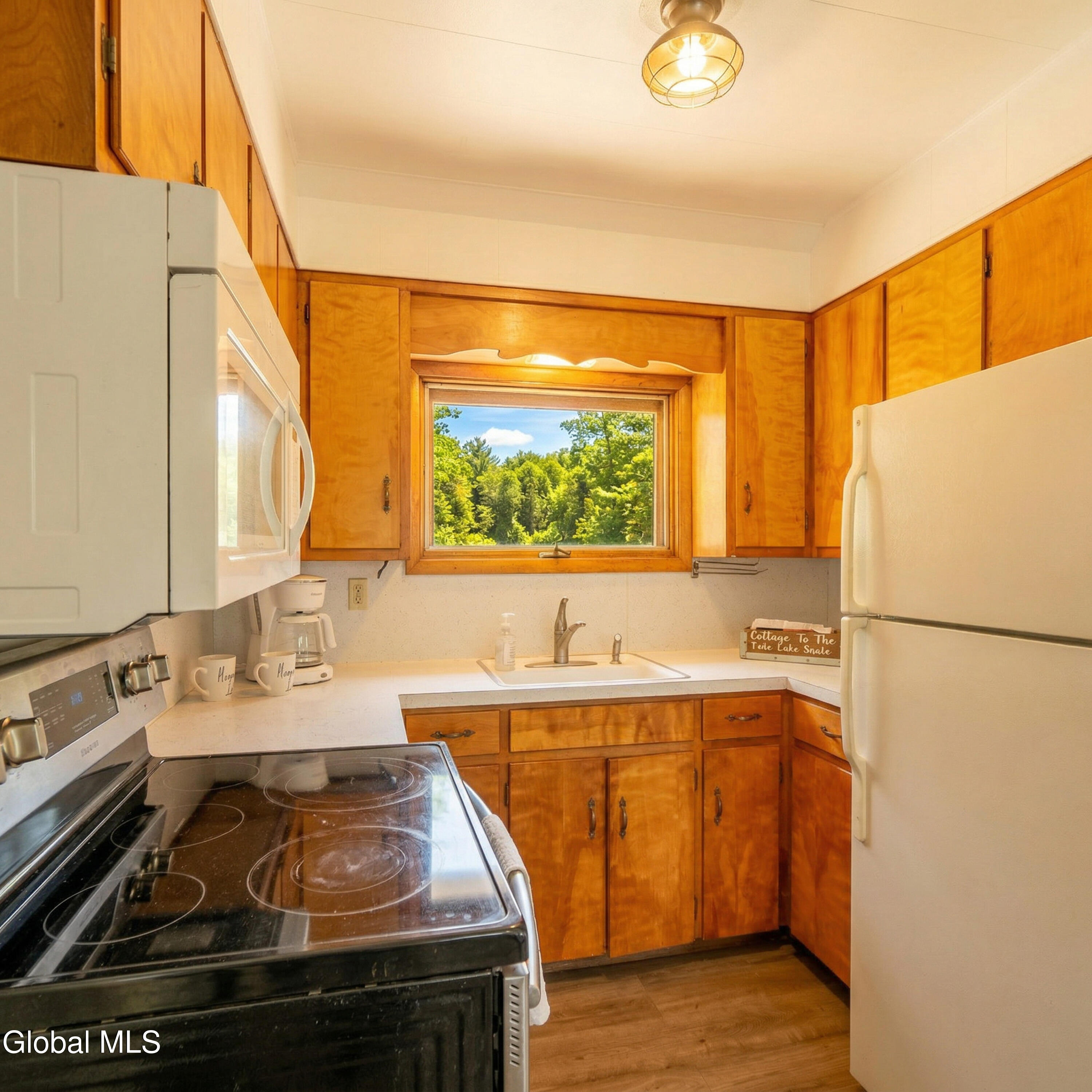 594 South Shore Road Delanson, NY 12053 - Photo 10 of 17 Compact Kitchen