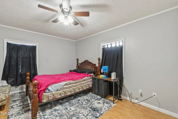 $250,000 | 950 Kingsport Highway, Greeneville, TN 37745