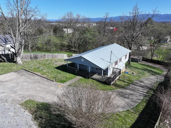 $250,000 | 950 Kingsport Highway, Greeneville, TN 37745