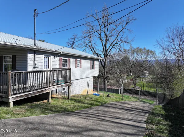 $250,000 | 950 Kingsport Highway, Greeneville, TN 37745