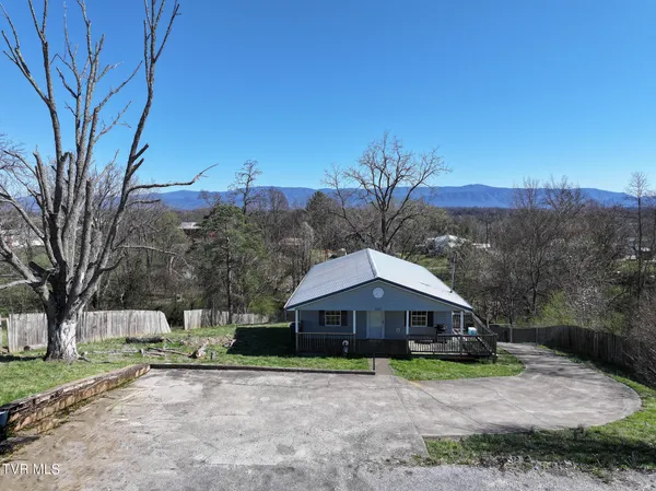 $250,000 | 950 Kingsport Highway, Greeneville, TN 37745