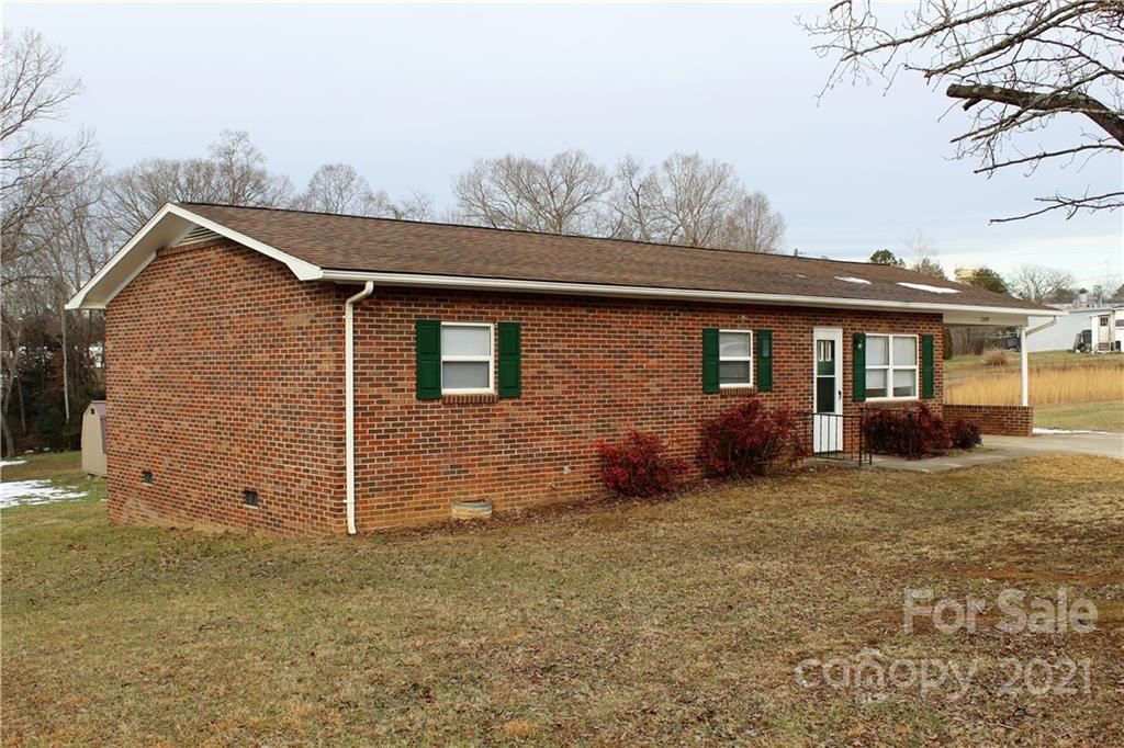 3209 Freezer Locker Road Hudson, NC 28638 - Photo 7 of 29 Gallery Image 7