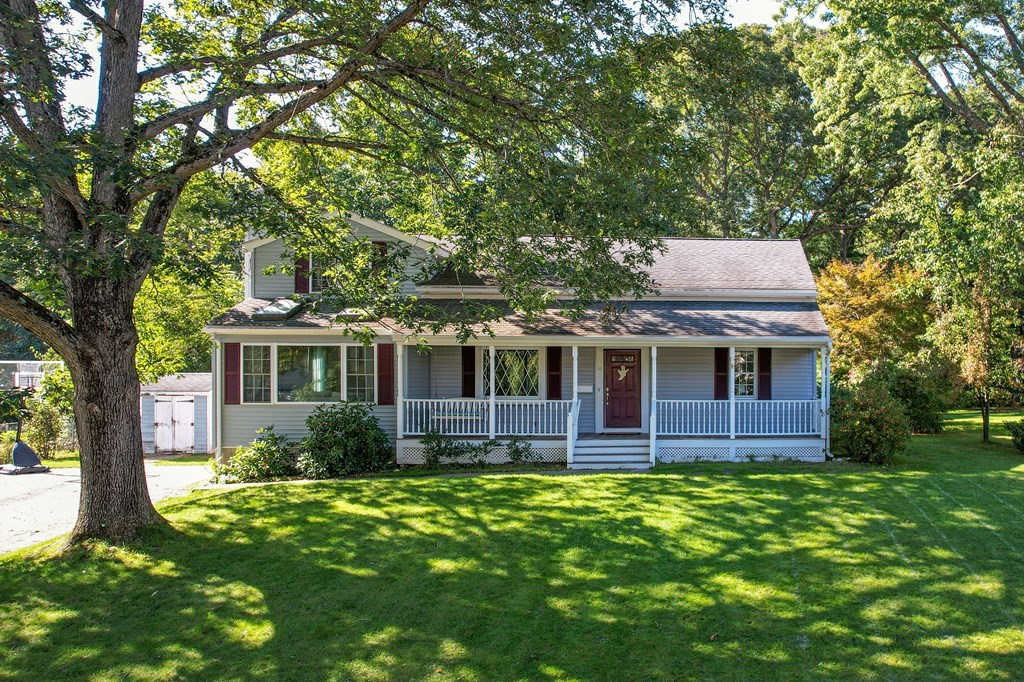 14 Hoover Road Northborough, MA 01532 - Photo 2 of 30 front view of a house with a yard