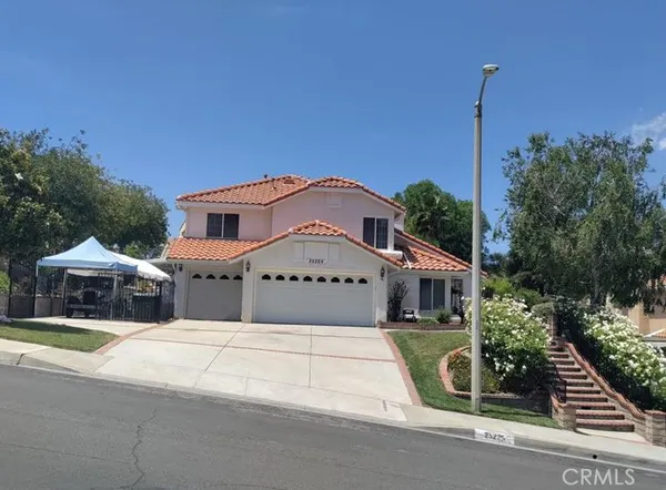 $964,000 | 25225 Sagecrest Circle, Stevenson Ranch, CA 91381