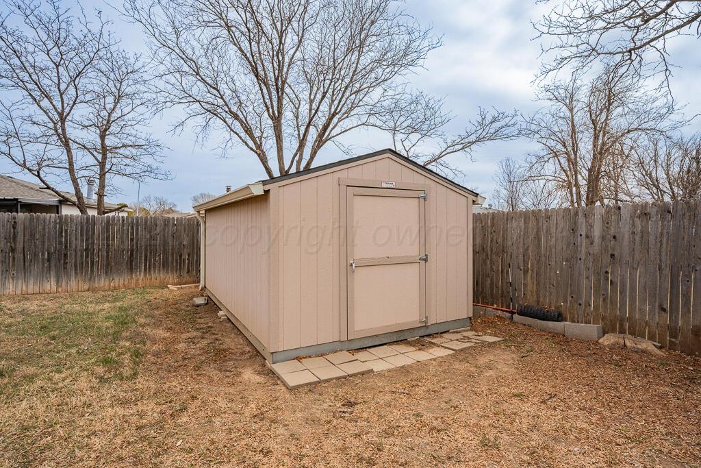 5207 Susan Drive Amarillo, TX 79110 - Photo 29 of 30 backyard 4