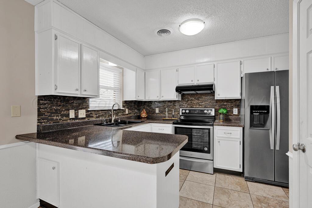 5207 Susan Drive Amarillo, TX 79110 - Photo 9 of 30 kitchen 2