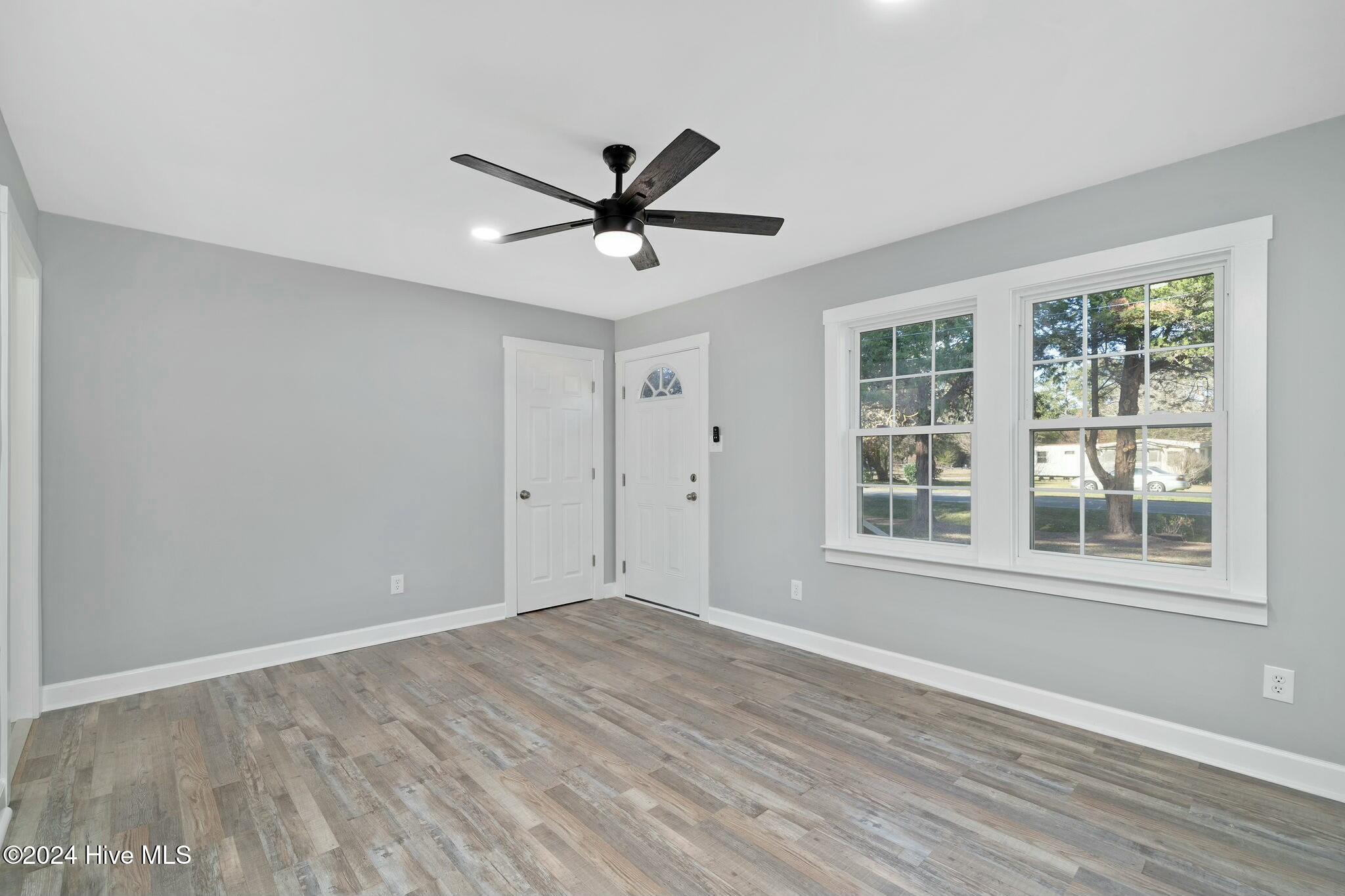 413 Log Cabin Road Teachey, NC 28464 - Photo 4 of 21 tempImageuOe9Fb