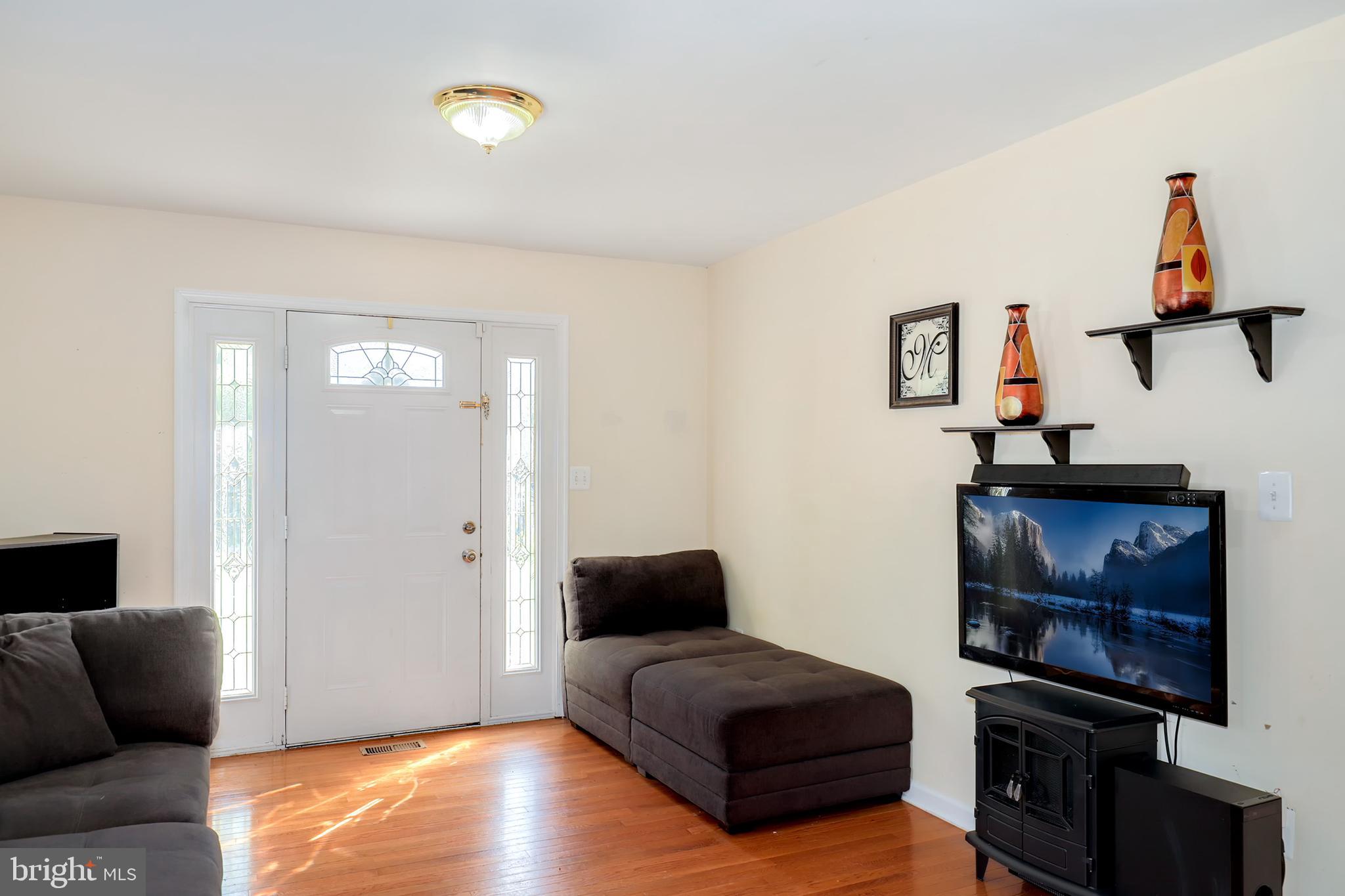 1235 Pekin Road Pasadena, MD 21122 - Photo 4 of 34 Gallery Image 4