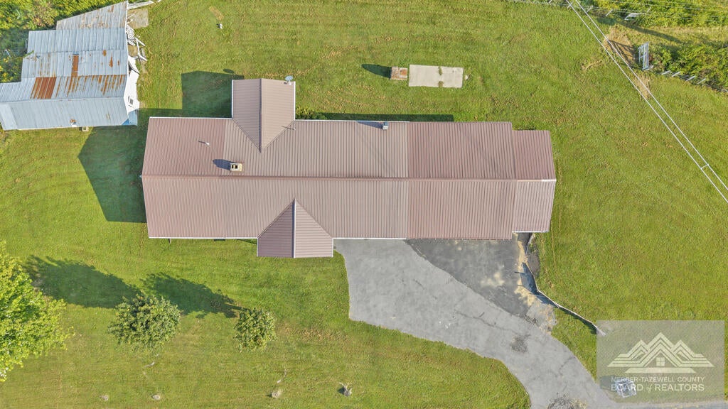 697 Broadway Road Pipestem, WV 25979 - Photo 2 of 66 Gallery Image 2
