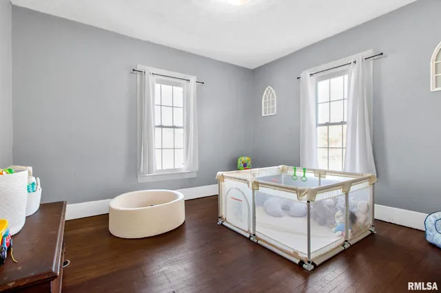 $149,900 | 104 East Locust Street, Galatia, IL 62935