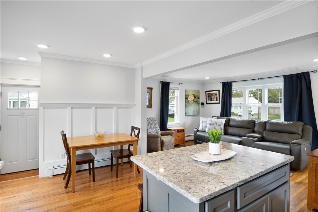 62 Stage Coach Road Portsmouth, RI 02871 - Photo 8 of 22