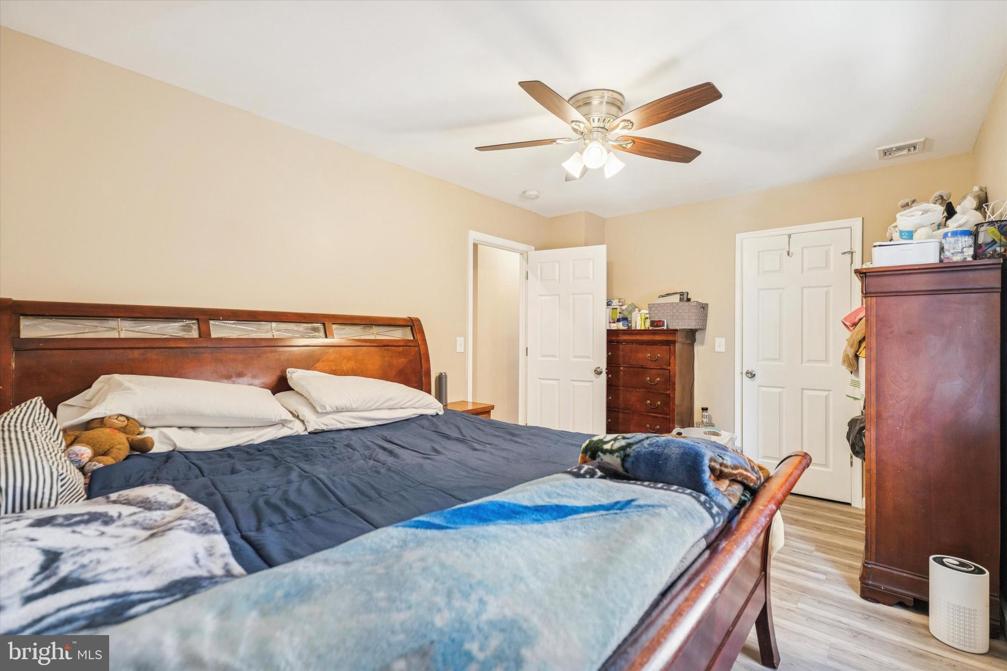 39 2nd Street Bridgeport, PA 19405 - Photo 14 of 23