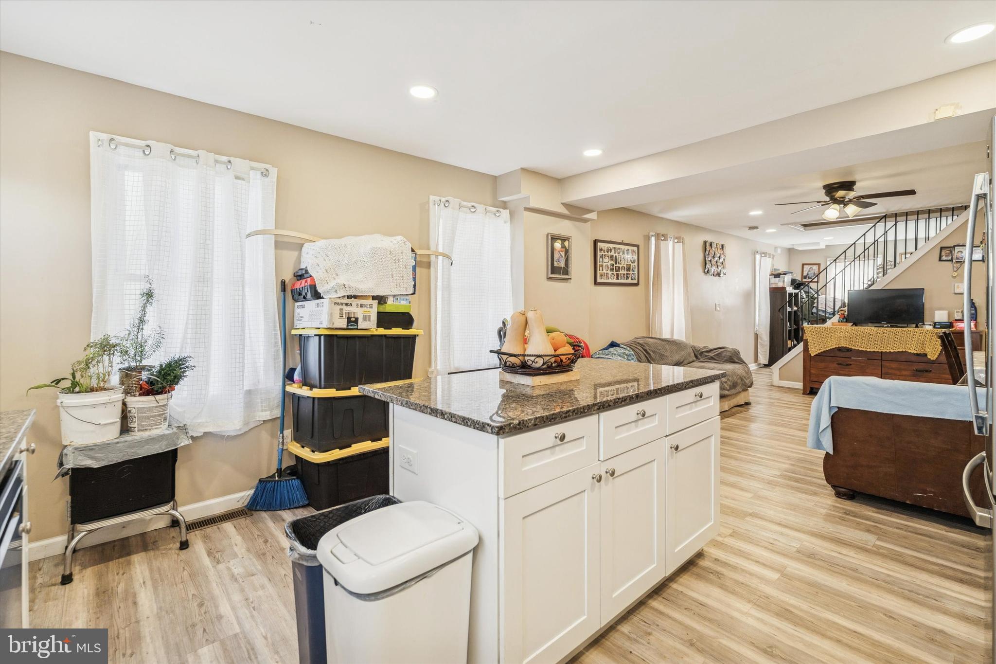 39 2nd Street Bridgeport, PA 19405 - Photo 4 of 23