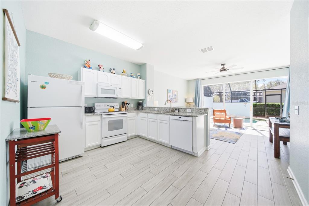 2556 Renshaw Street Kissimmee, FL 34747 - Photo 10 of 26 Gallery Image 10