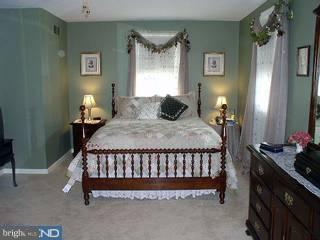 35 Signal Hill Road Holland, PA 18966 - Photo 5 of 6 Gallery Image 5