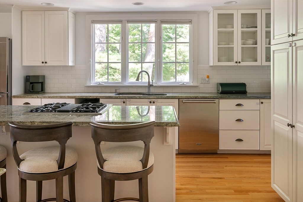 14 Homestead Street Newton, MA 02468 - Photo 3 of 20
