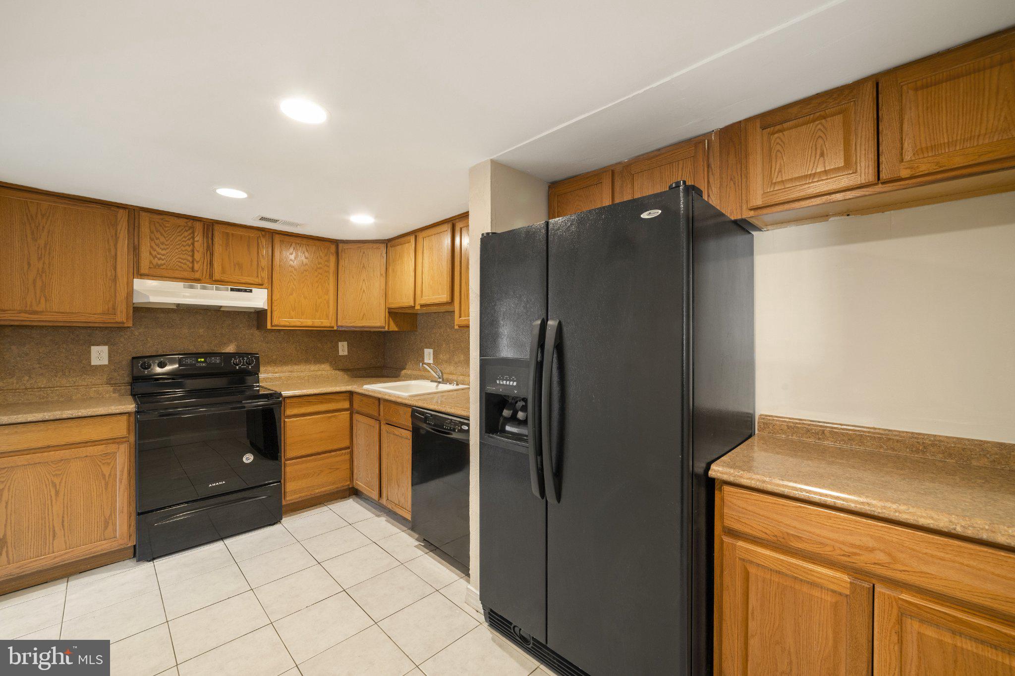 909 Timber Creek Road Lindenwold, NJ 08021 - Photo 8 of 23