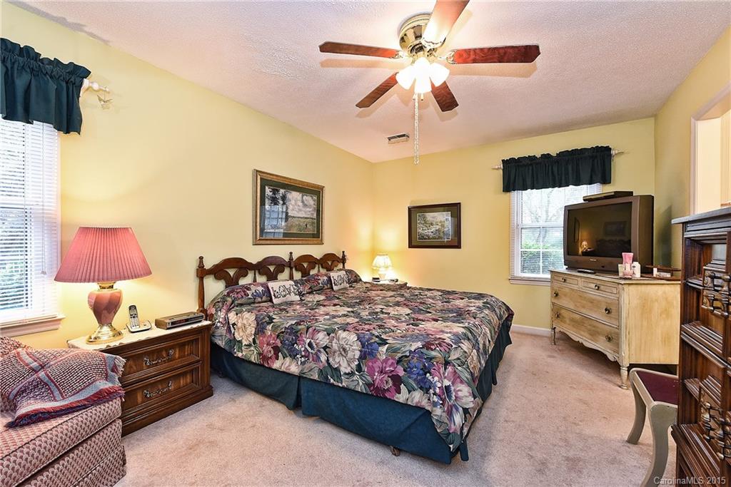 7324 Ricewell Road Charlotte, NC 28226 - Photo 10 of 23 Gallery Image 10