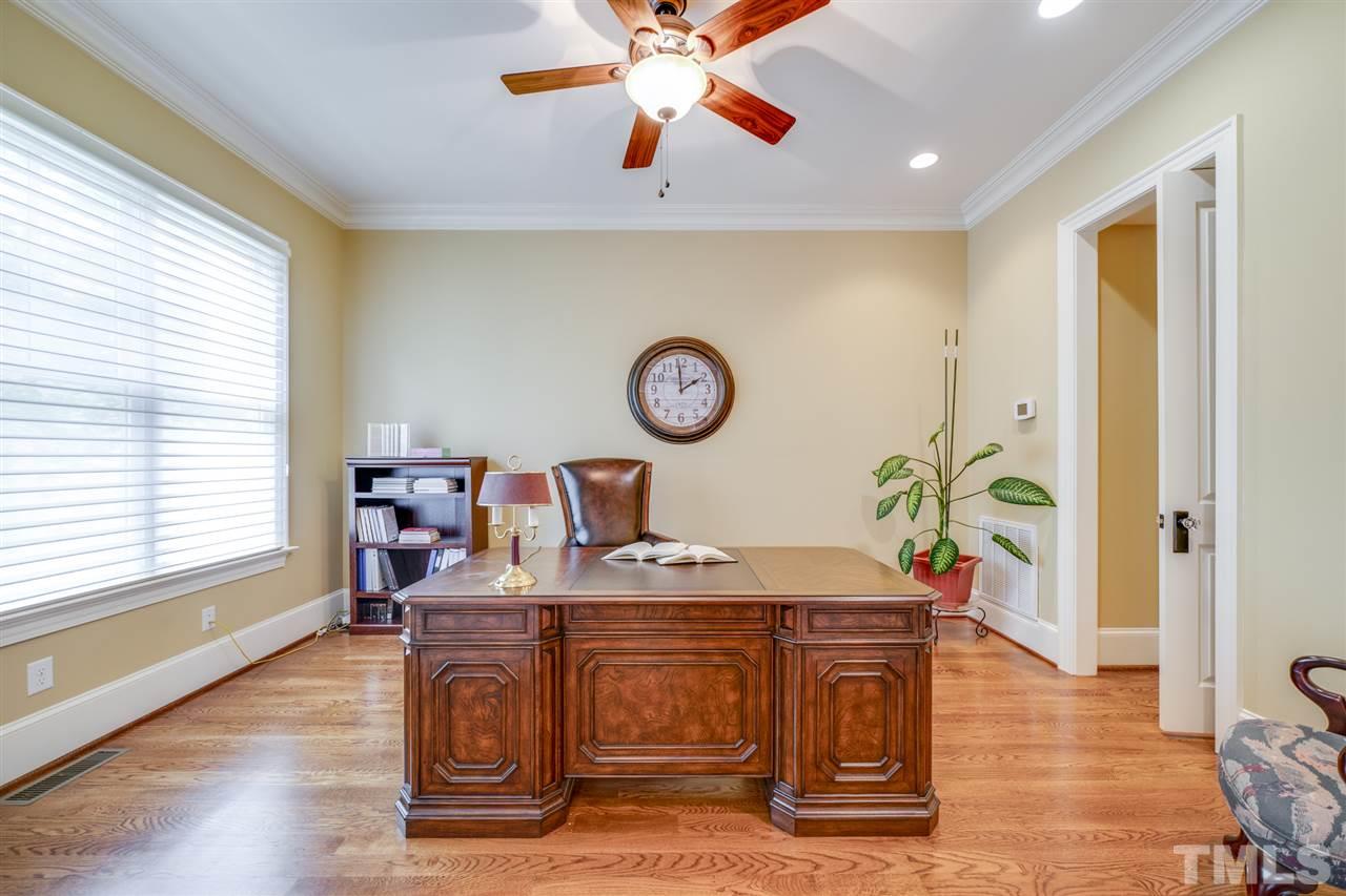 6832 Mactavish Way Raleigh, NC 27613 - Photo 7 of 30