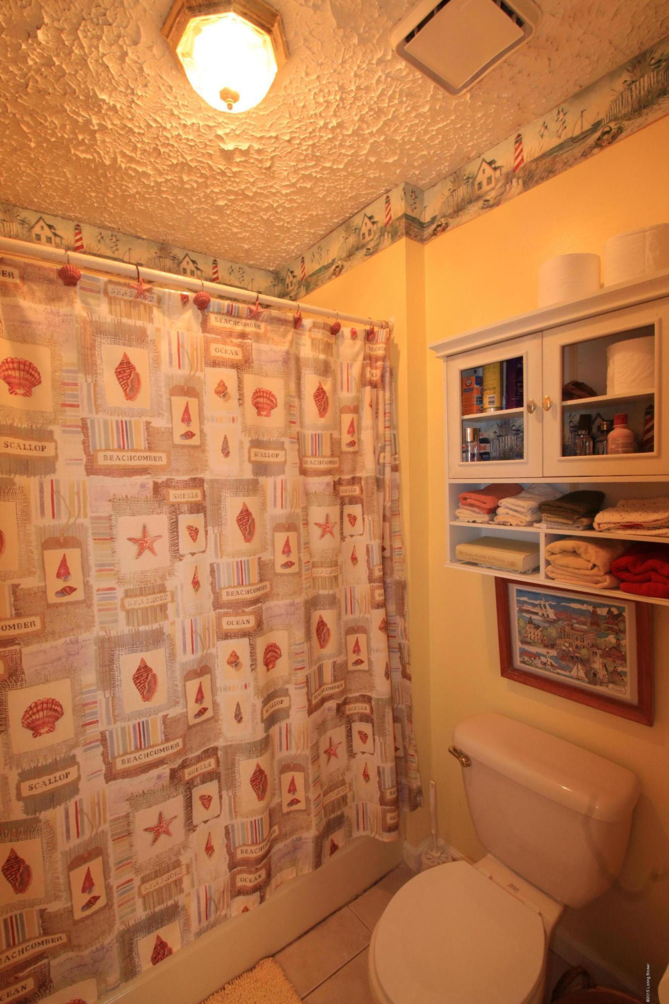 106 Callis Grove Pendleton, KY 40055 - Photo 26 of 36 The water closet privately houses the toilet and tub shower combo.