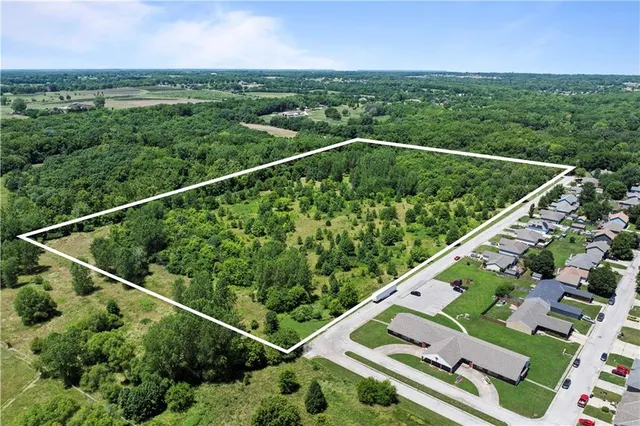 $155,000 | Lot 1 Oak Street, Belton, MO 64012