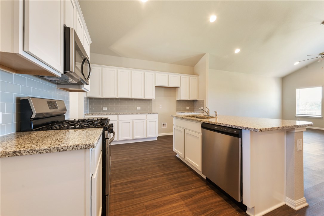 4312 Porter Farm Road Georgetown, TX 78628 - Photo 5 of 15