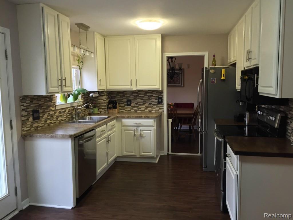 1748 Tamm Avenue Rochester Hills, MI 48309 - Photo 10 of 46