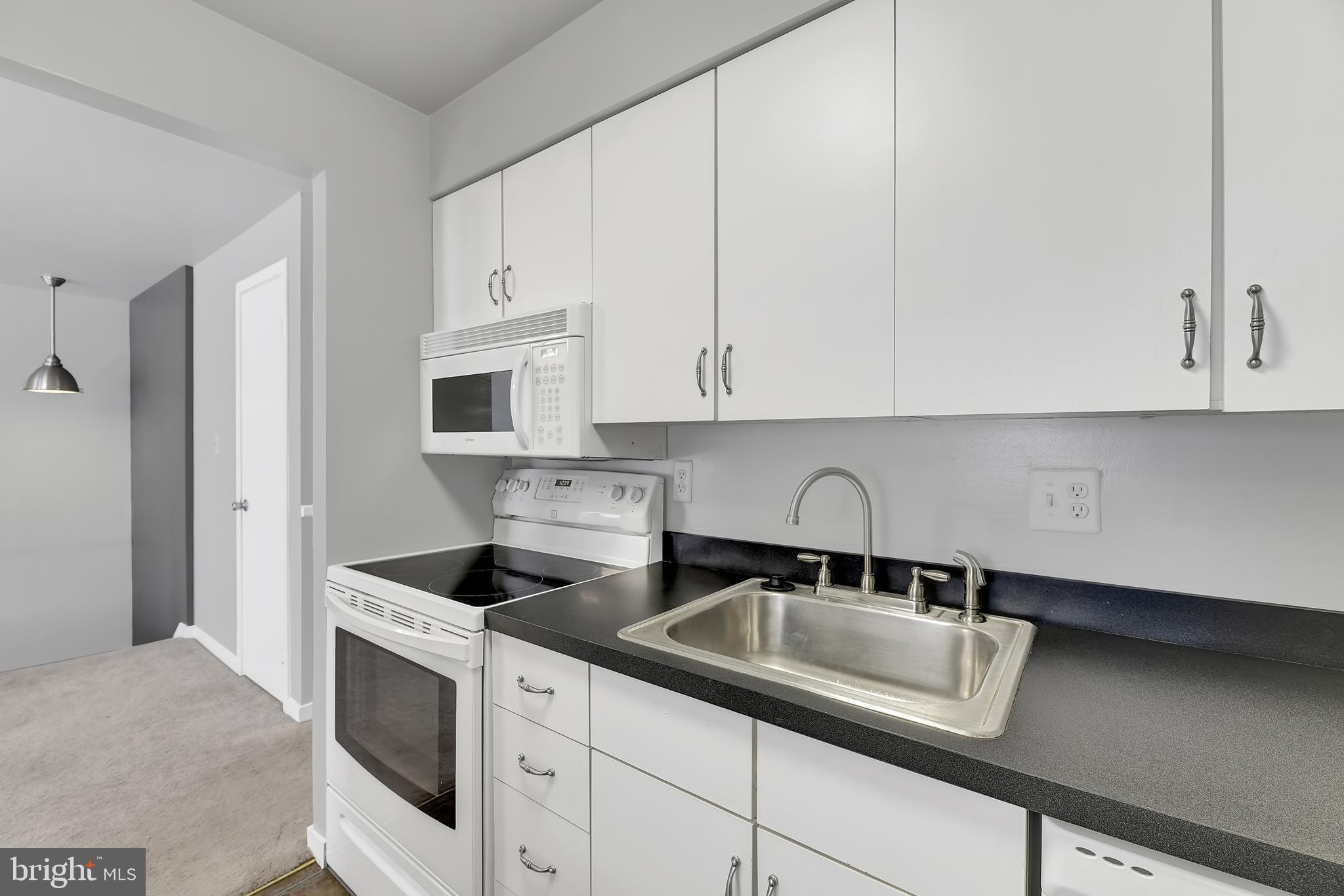 650 South Charles Street, Unit R16 Baltimore, MD 21230 - Photo 11 of 26 Gallery Image 11