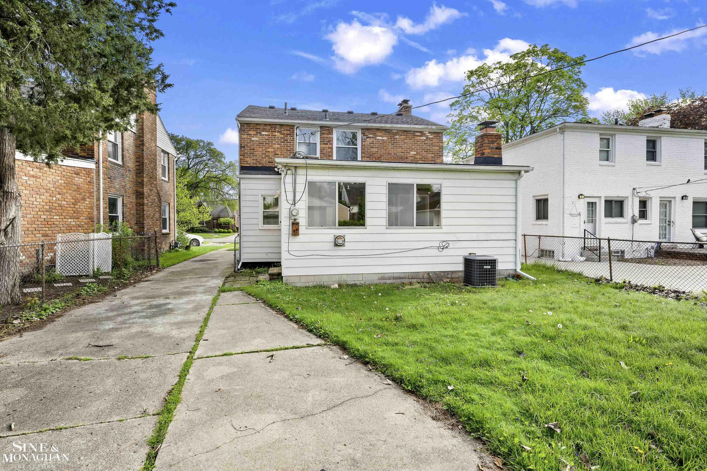 419 Moross Road Grosse Pointe Farms, MI 48236 - Photo 26 of 32