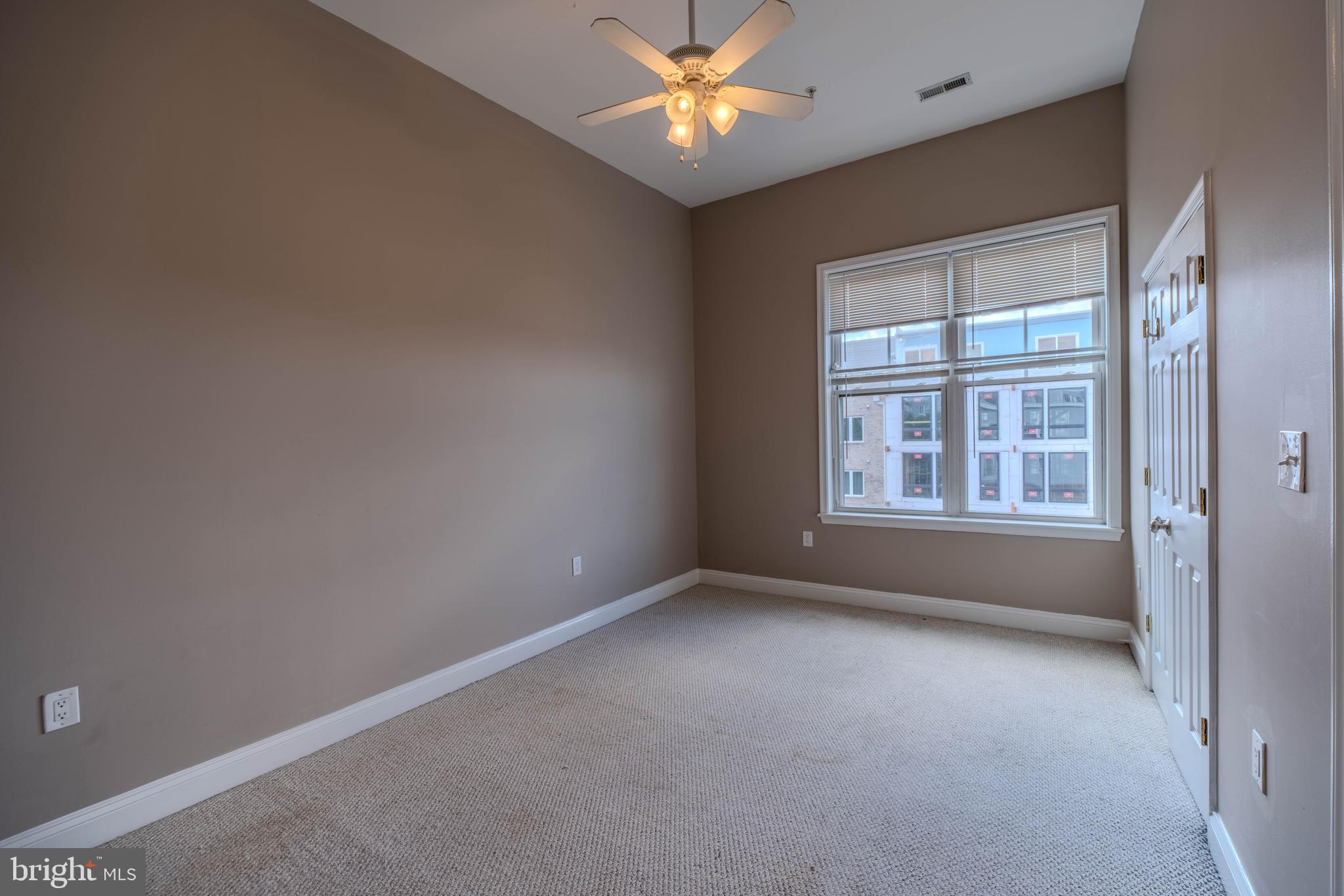 1629 L Street Northeast, Unit 305 Washington, DC 20002 - Photo 22 of 27