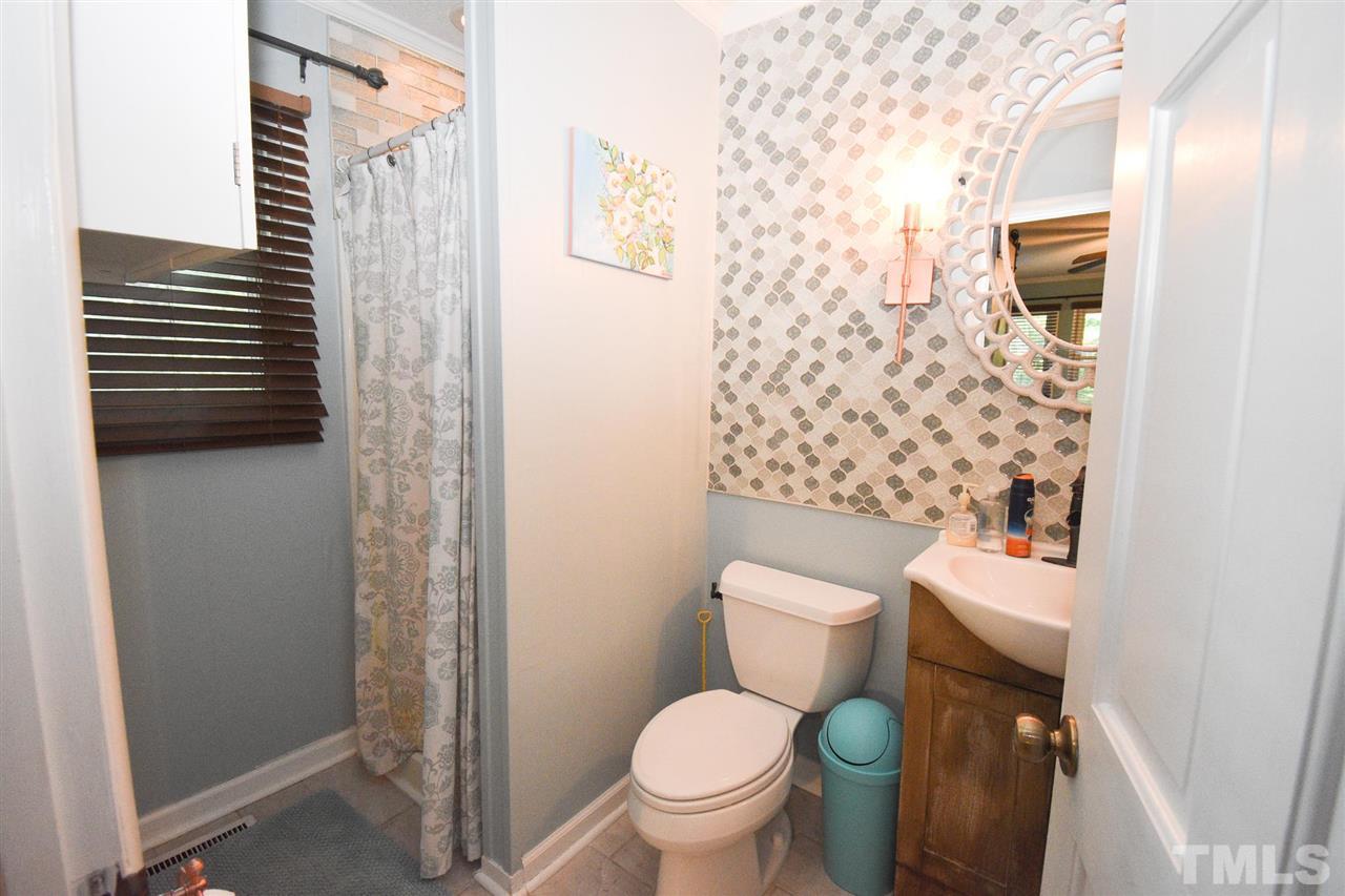 1301 Kelly Road Garner, NC 27529 - Photo 19 of 26 Gallery Image 19