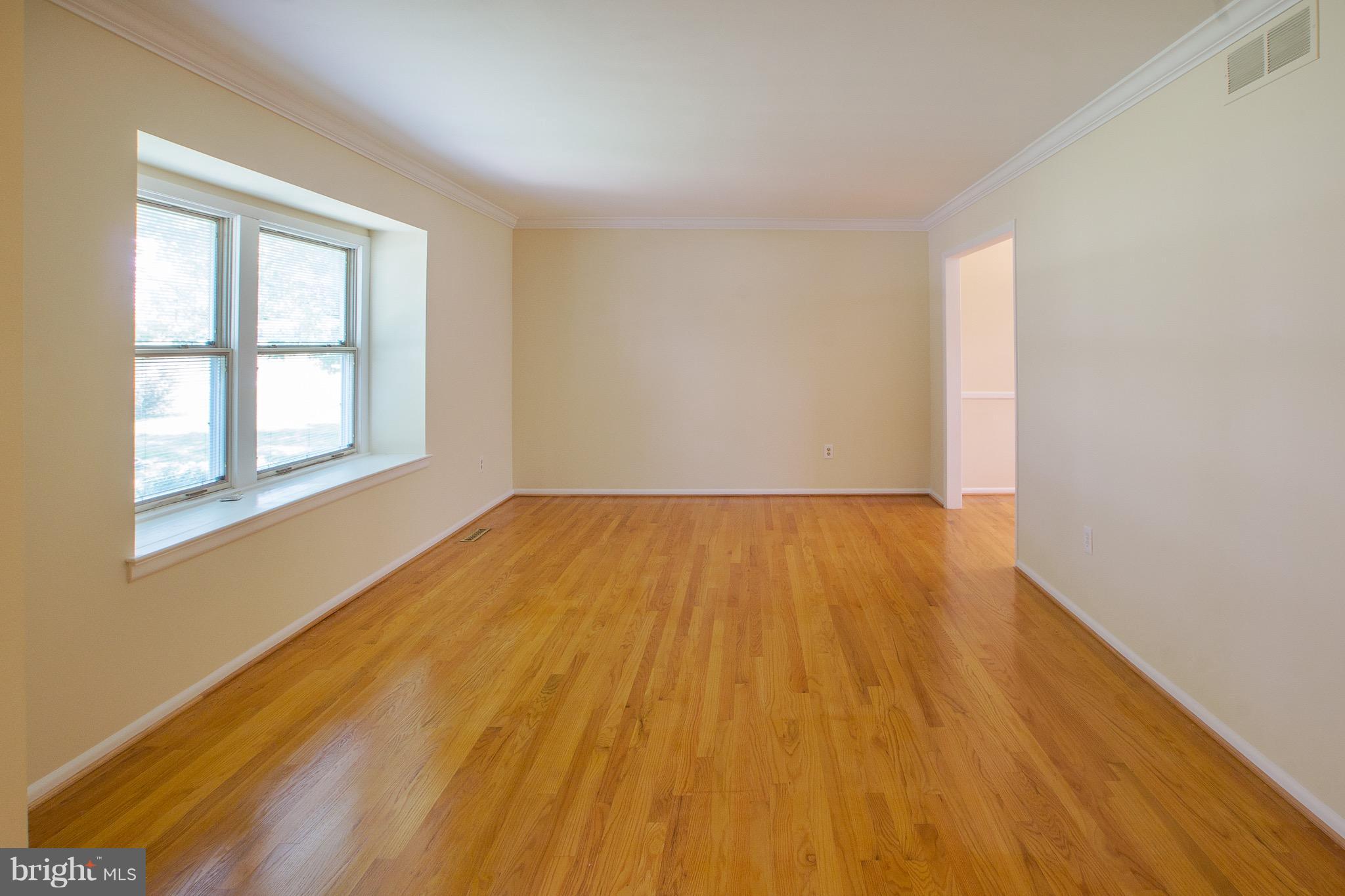 507 West Ring Factory Road Bel Air, MD 21015 - Photo 10 of 24 Living Room