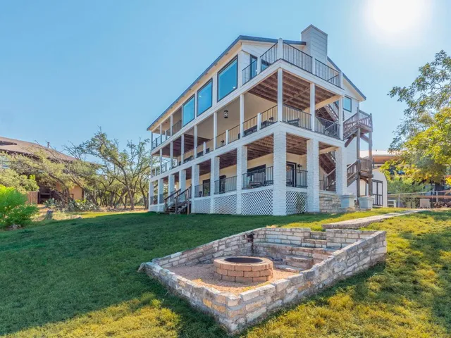 a view of a garden and an outdoor space