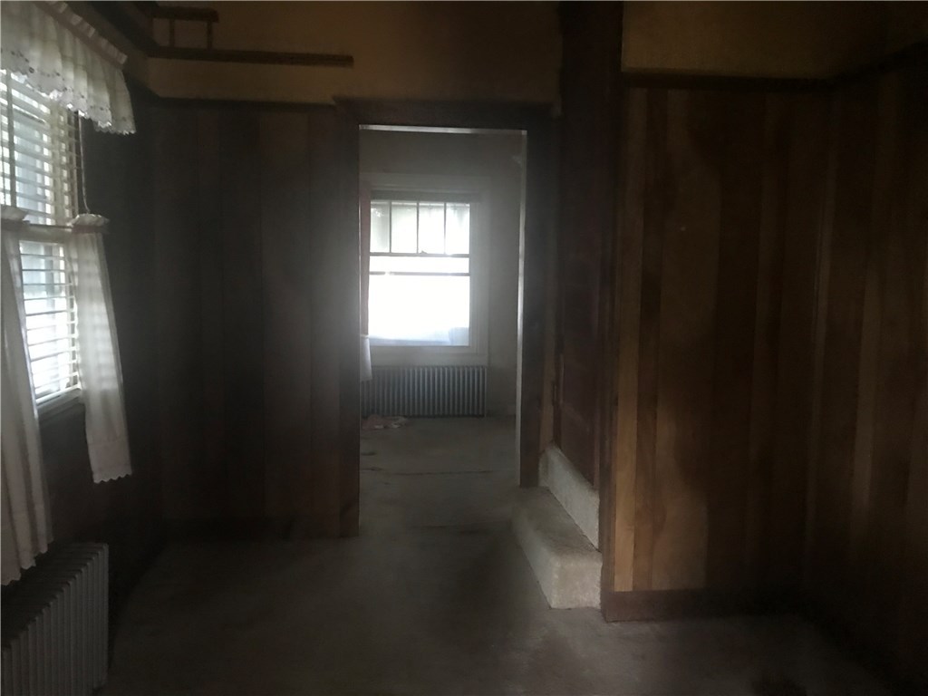 35 Ridge Road Warwick, RI 02889 - Photo 5 of 6 Gallery Image 5