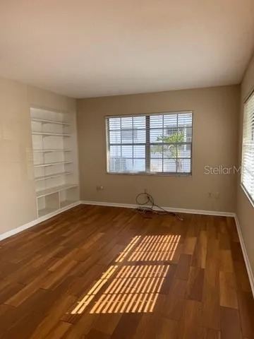 $1,800 | 225 East 3rd Avenue, Mount Dora, FL 32757