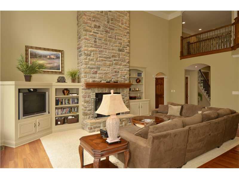 8909 Sargent Road Indianapolis, IN 46256 - Photo 12 of 24 Gallery Image 12
