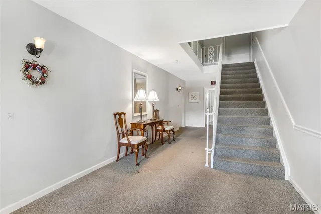 $139,900 | 4347 Chateau De Ville Drive, Unit G, St. Louis, MO 63129