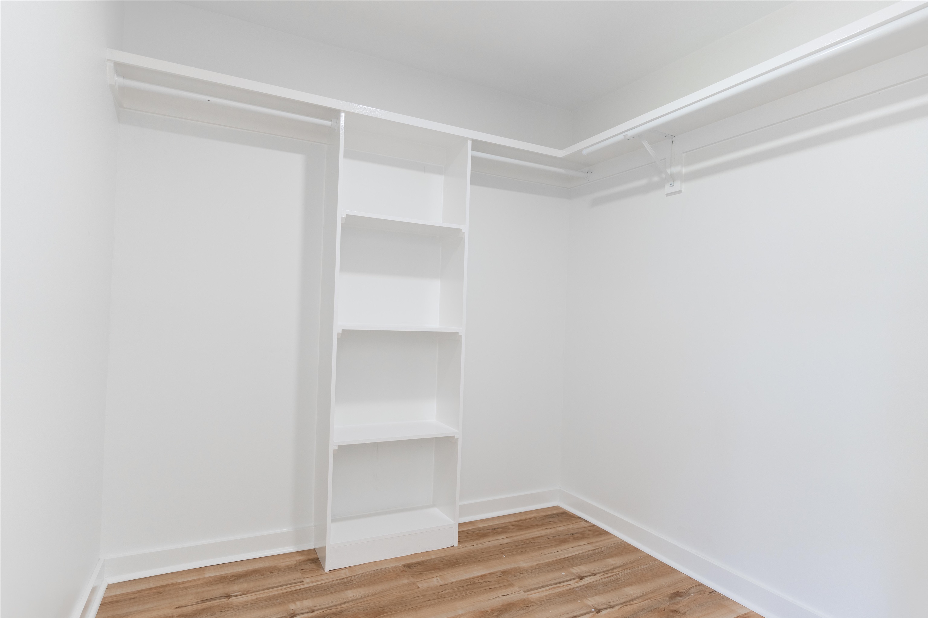 815 Fisherville Road Collierville, TN 38017 - Photo 14 of 40 a view of an empty walk in closet