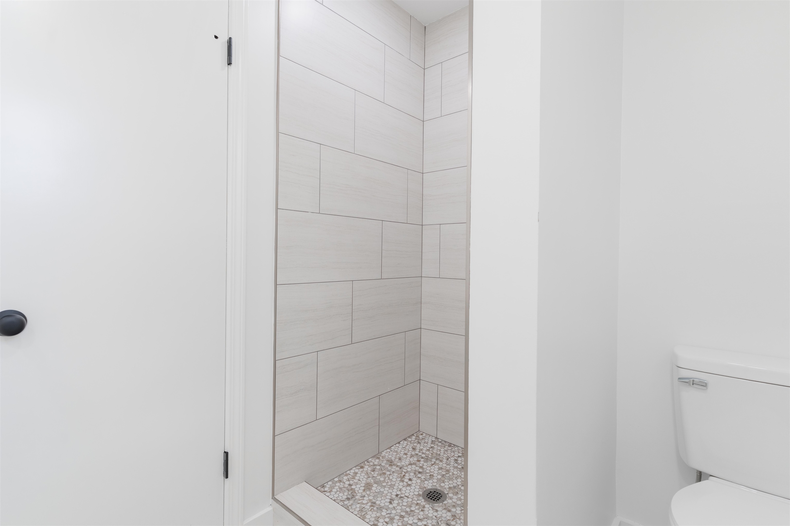 815 Fisherville Road Collierville, TN 38017 - Photo 27 of 40 a bathroom with a shower